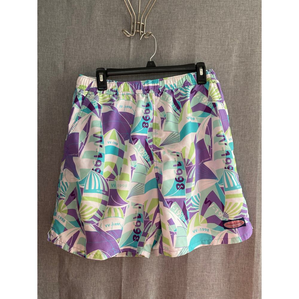 Vineyard Vines Men's Geometric Sailboat Print Board Shorts Swim Trunks Size M